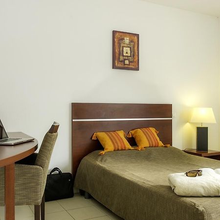 Appartea Golf Side Aparthotel Biot Esterno foto