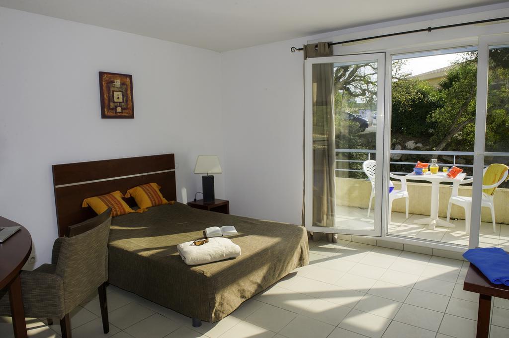 Appartea Golf Side Aparthotel Biot Esterno foto